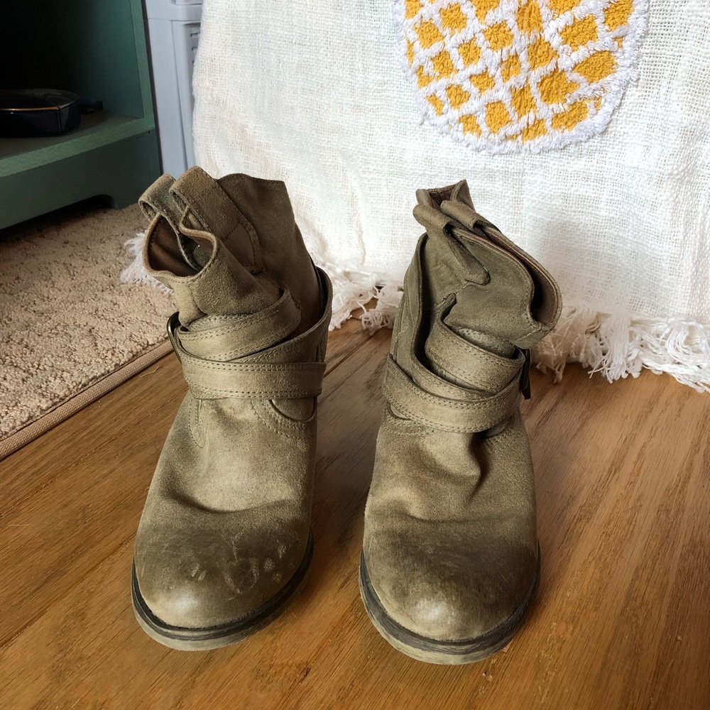 Country boots - Picture 2 of 4